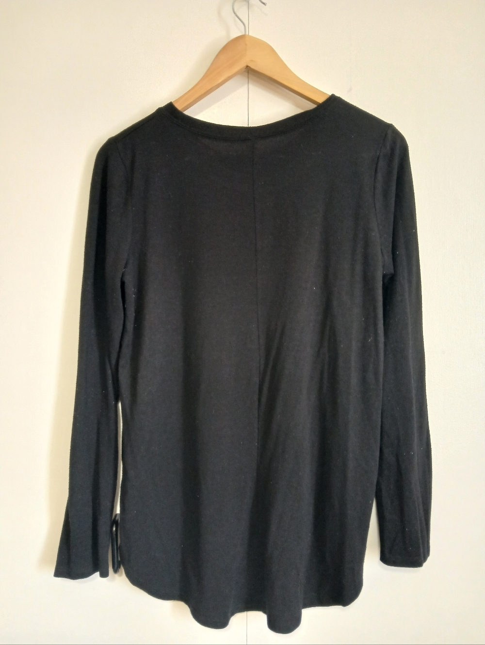 Zenana Premium "Be Kind" Graphic Tunic Top Small Black Long Sleeve - Picture 2 of 5